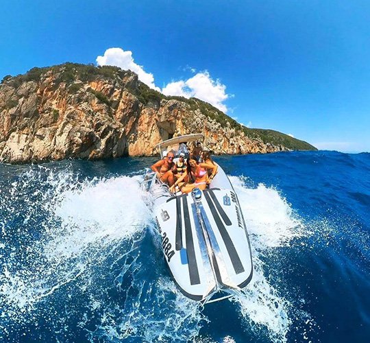 group boat tours himara